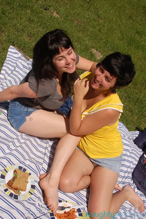 Nikki Silver: Busty Hairy Brunette Embraces Her Partner Nude at a Picnic – photo 5 of 21