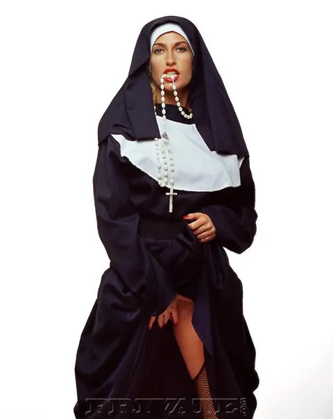 Sophie Evans: Blonde MILF in Nun Costume Masturbates and Spreads – photo 4 of 14