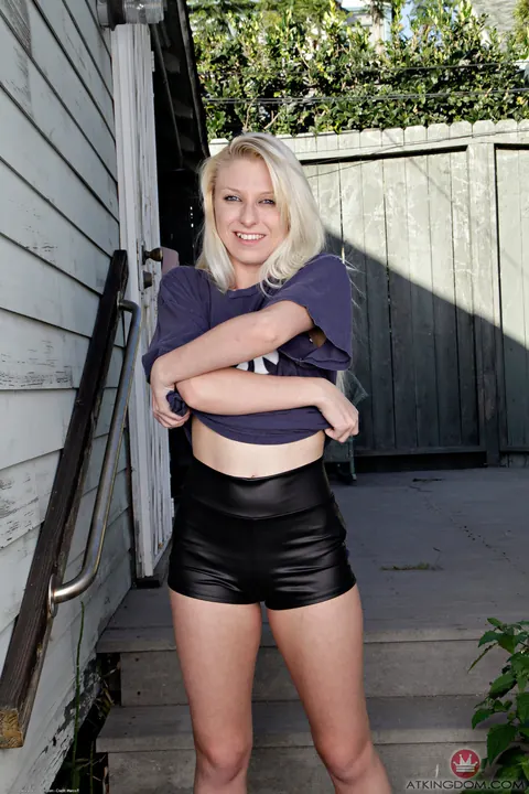 Krystal Shay: Petite Slim Babe Strips Out of Her Bikini and Shorts – photo 1 of 21