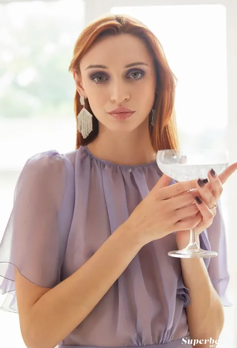 Rudi Ker: Redhead Peels Off Her Sheer Dress in the Hotel to Spread – photo 3 of 21