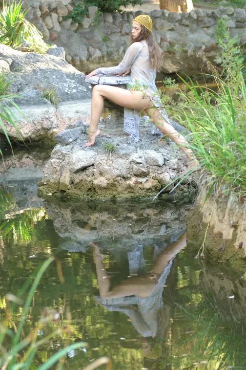 Woman Poses Outdoors in the Open Air – photo 15 of 21