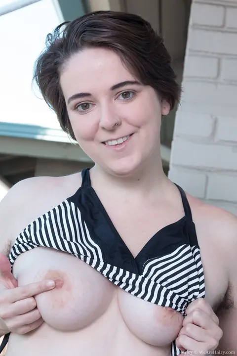 Short-Haired Brunette BBW Pulls Panties Aside for Hairy Pussy – photo 7 of 21