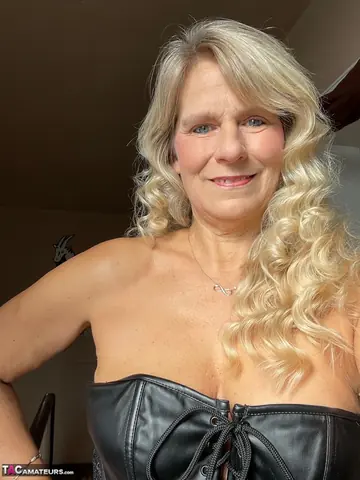Sweet Susi – European Blonde MILF in Leather Lingerie and Boots Takes Anal Creampie