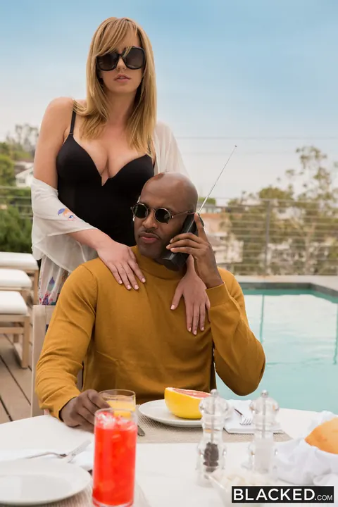 Brett Rossi: Busty Blonde MILF Takes BBC by the Pool – photo 19 of 20