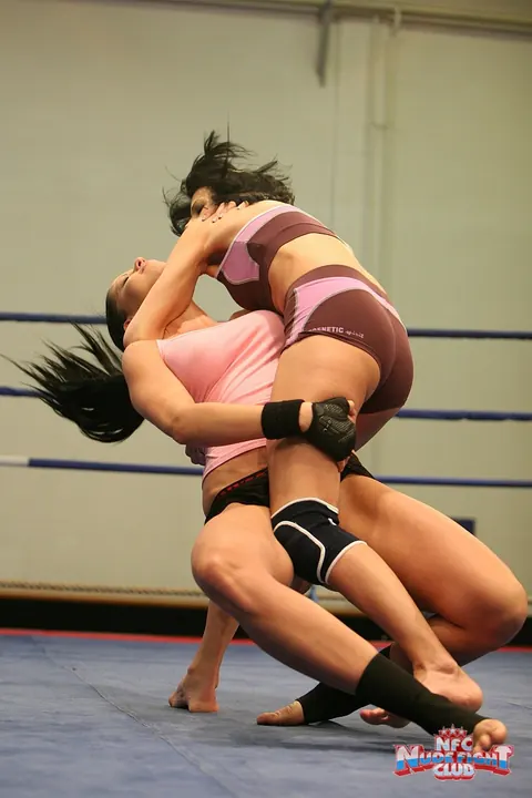 Larissa Dee: Two Skinny Athletic Brunettes Lick and Finger Each Other – photo 6 of 17