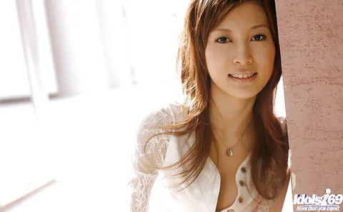 Japanese Babe Strips Out of Her Panties – photo 1 of 16