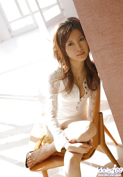 Japanese Babe Strips Out of Her Panties – photo 2 of 16