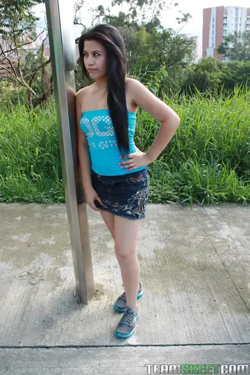 Latina Brunette Strips Nude and Spreads Her Pussy Outdoors
