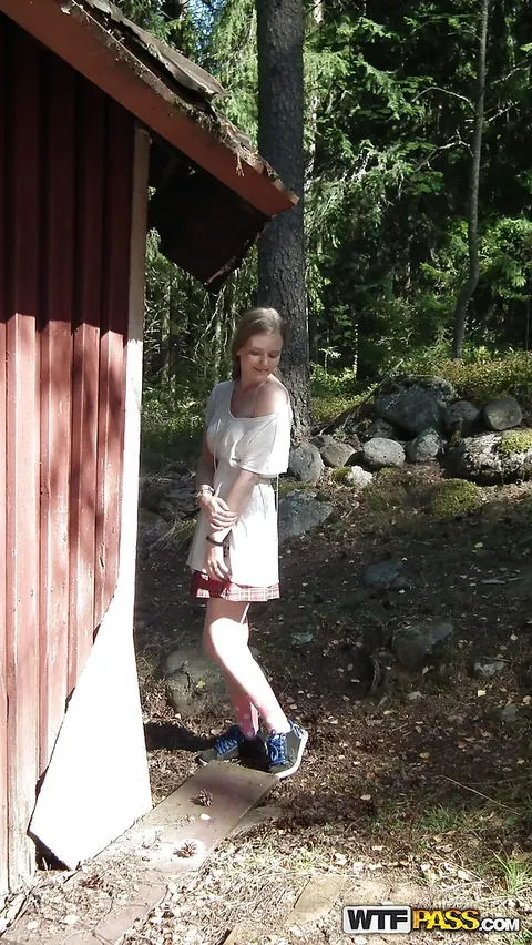 Evelina Juliet: PAWG in Socks Spreads Her Pussy Outdoors – photo 1 of 16
