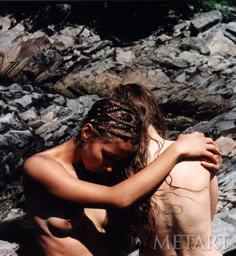 Woman Undresses Fully and Poses Nude for Erotic Gallery – photo 15 of 16