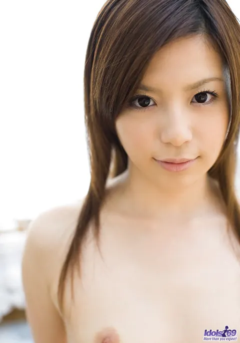 Riri Kuribayashi: Thick Japanese Brunette Strips and Poses Nude – photo 13 of 16