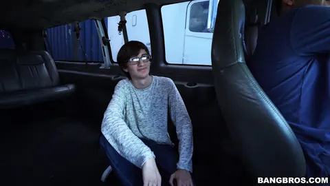 Jasmine Vega: Petite Latina Sucks and Fucks a Nerd Outdoors – photo 2 of 21