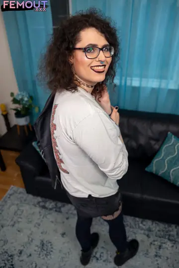 Trans Woman Strips Completely and Poses Nude Before the Camera