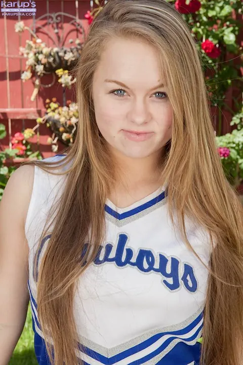 Madison Chandler: Blonde in Uniform Skirt Spreads Her Pink Pussy Wide – photo 1 of 15