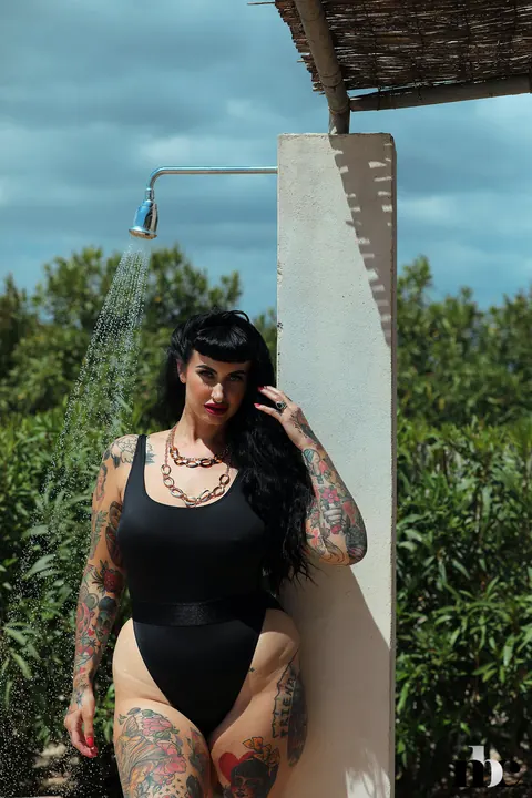 Brunette BBW Strips Out of Her Bikini Outdoors and in the Bathroom – photo 1 of 21