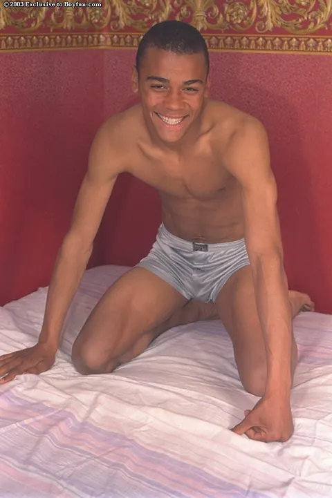 Slim Hairy Guy Strips and Fingers His Big Ass – photo 9 of 21