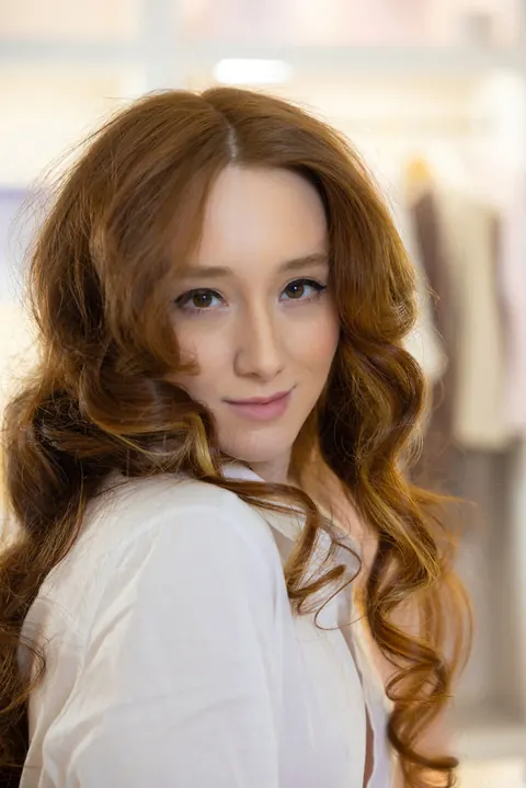 Alice Mido: Busty Asian Redhead Spreads Her Pussy in Stockings – photo 3 of 21