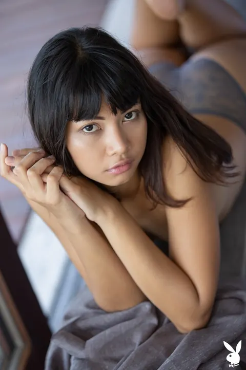 Cara Pin: Thai Model Poses Nude Showing Her Petite Body – photo 11 of 20