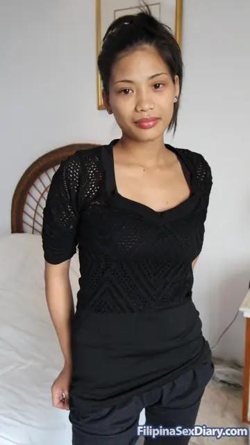 Carmen T – Tall Blonde Undresses for Stranger in the Hotel
