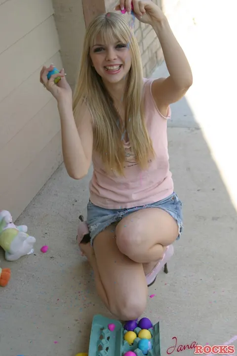 Jana Jordan: Skinny Blonde Flashes Panties in a Skirt Outdoors – photo 3 of 12