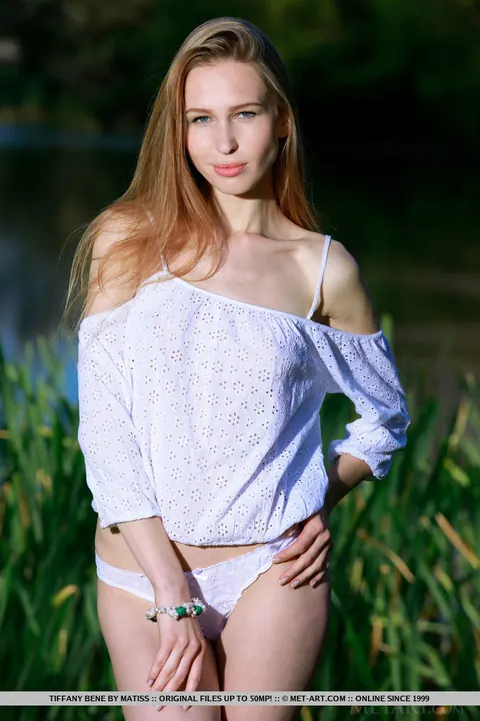 Tiffany Bene: Tall Blonde Pulls Aside Her Panties and Spreads Her Shaved Slit Outdoors – photo 15 of 18