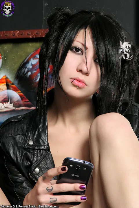 Brunette in Leather Boots Spreads Her Shaved Pussy – photo 15 of 15