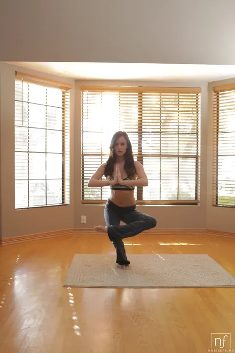 Jayden Taylors: Petite Slim Brunette Strips During Yoga to Finger and Spread Her Pussy – photo 1 of 20