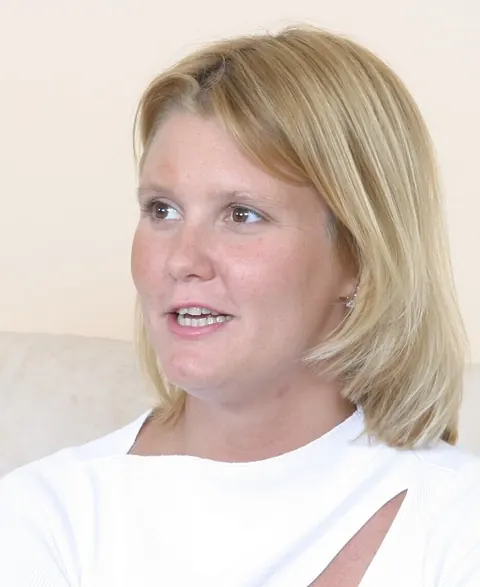Short-Haired Blonde Rides an Older Man and Spreads Wide – photo 1 of 20