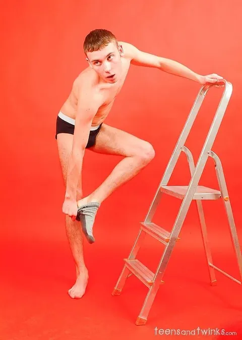 Slim Guy Strips Nude and Shows His Small Cock – photo 13 of 21