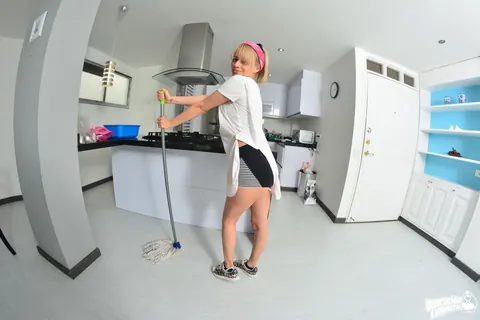 Karla Rivera: Blonde Latina Maid Sucks BBC and Rides Him on the Kitchen Floor – photo 4 of 18