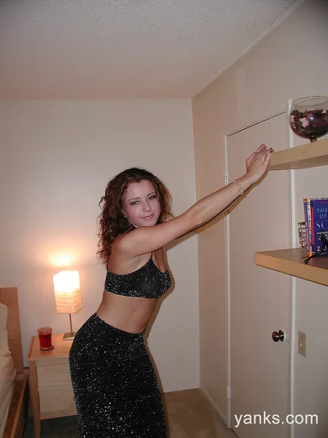 Mariah Taylor: Curly Redhead in Heels Spreads Her Pussy – photo 1 of 17