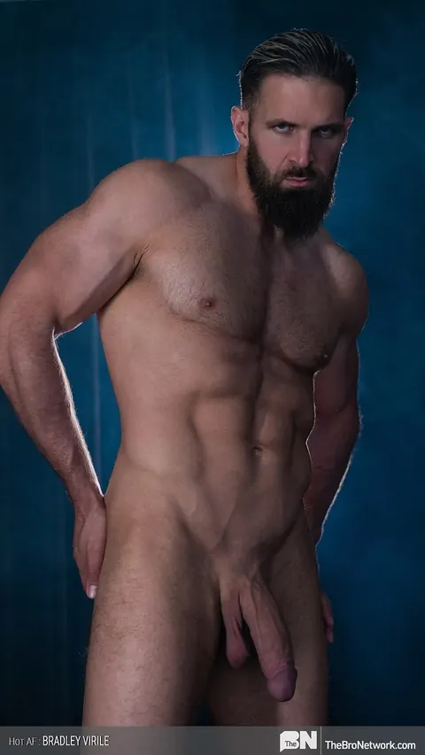 Athletic Bodybuilder Strips Nude and Shows Off His Big Cock – photo 17 of 20
