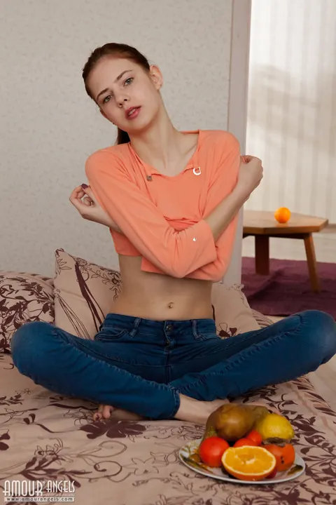 Juliett Lea: Tall Skinny Redhead Strips Out of Her Jeans and Panties – photo 2 of 20