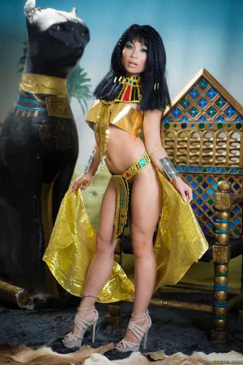 Rina Ellis: Petite Korean in Costume and Heels Flashes Her Big Tits – photo 2 of 21