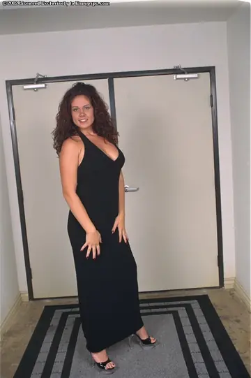 Curly Brunette PAWG in High Heels Spreads Her Pussy Wide