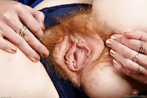 Ana Molly: Mature Redhead in Lingerie Reveals Her Hairy Pussy – photo 4 of 16