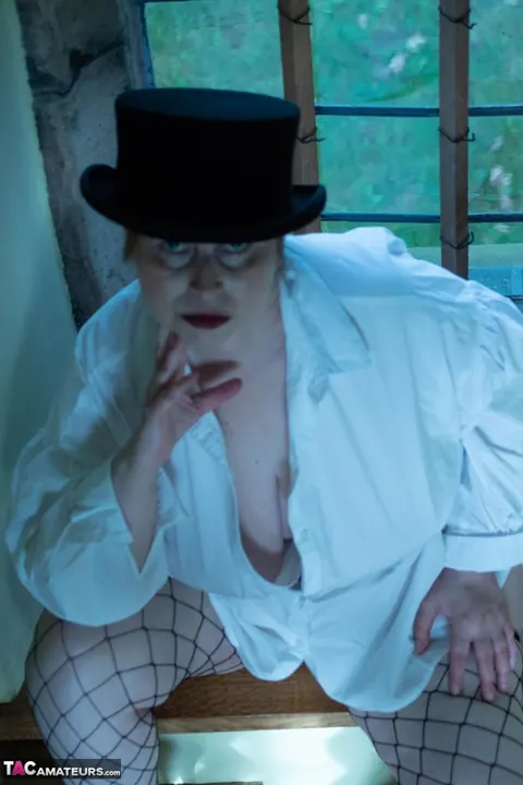 Posh Sophia: Blonde BBW in Stockings Frees Her Giant Boobs and Spreads – photo 2 of 16