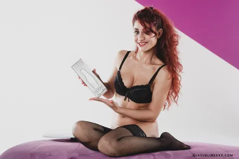Dana Santo: Slim Italian Redhead Fingers Herself in Stockings – photo 5 of 10
