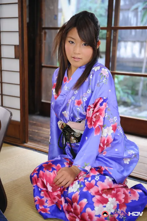 Japanese Brunette Lets Her Kimono Robe Slip Off Her Shoulders – photo 3 of 15