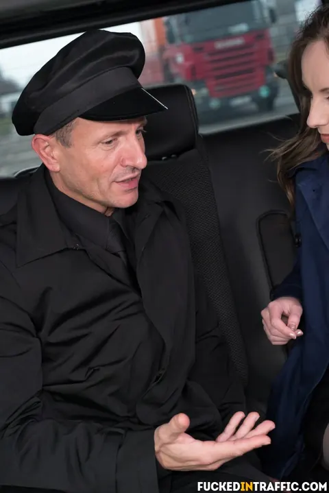 Natalia Pearl: European Brunette with Big Tits Sucks and Rides Her Partner in a Car – photo 10 of 16