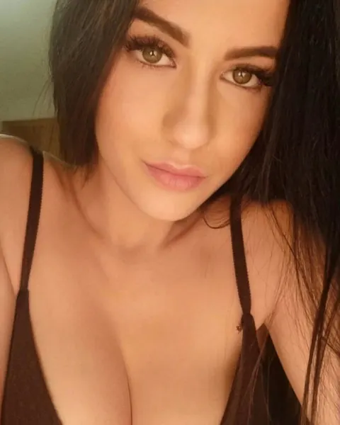Brunette Poses and Strips Out of Her Lingerie – photo 16 of 18