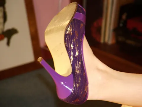 Cori Lynn: British Redhead in Heels Toys Her Pussy and Spreads – photo 8 of 20