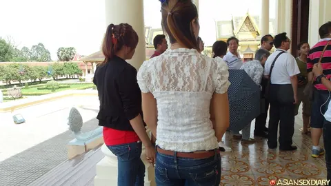 Petite Thai Brunette Has Missionary Sex Outdoors – photo 1 of 18