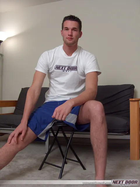 Athletic Guy Undresses and Fingers His Ass in the Bathroom – photo 8 of 21
