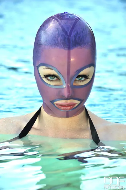 Latex Lucy: Tall Blonde MILF in a Bikini Shows Off Her Feet in Bondage – photo 21 of 21