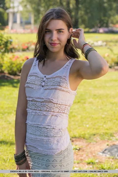 Zhenya Mille: European Brunette Strips and Spreads on a Picnic Table – photo 1 of 18