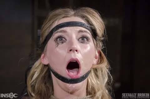 Mona Wales: Tall Blonde MILF Bound and Face-Fucked for a Facial – photo 14 of 15