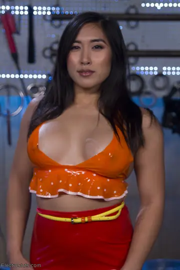 Mona Wales – Asian MILF in Lesbian Bondage and Femdom Dildo Play