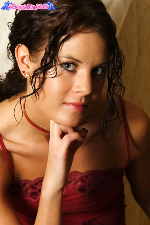 Brunette in Lingerie, Heels, and Boots Poses by the Tub – photo 4 of 12