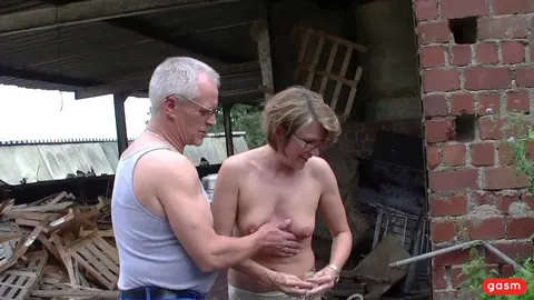 German MILF Enjoys Pussy Licking and Fucking Outdoors – photo 13 of 15